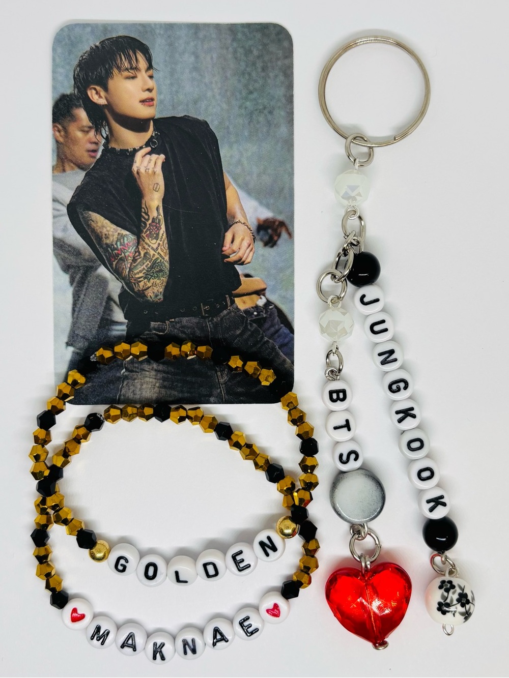 (4pcs) BTS JUNGKOOK KEYCHAIN BRACELET PHOTO CARD BUNDLE